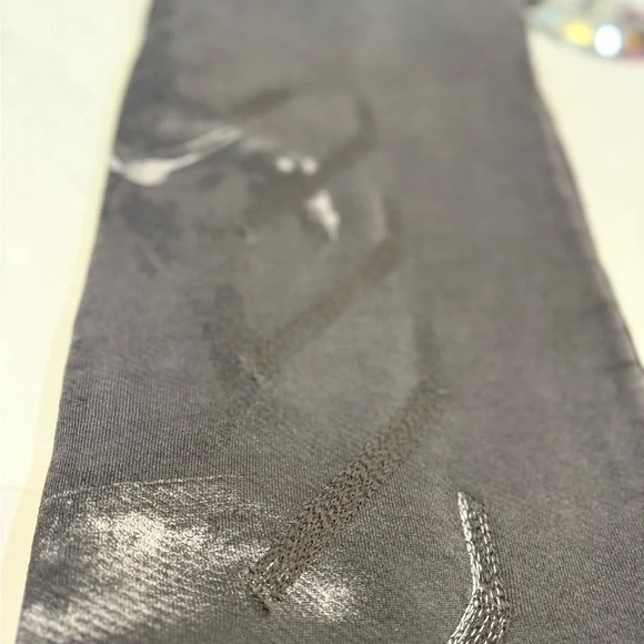 Off-White Gray Graphic Sweatpants - New! - Picture 6 of 13